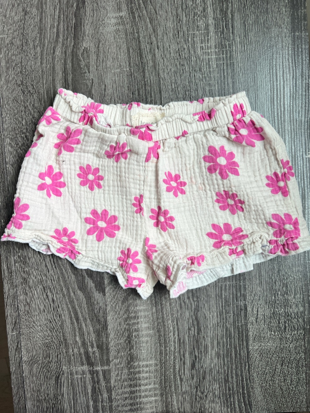 btween Pink Daisy Ruffle Shorts | Size 6